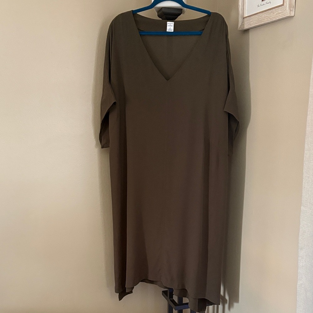 6/$20 Melrose and Market Olive Green Dress 3X NWT